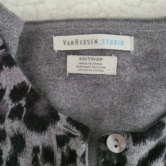 Van Heusen cheetah animal print cardigan sweater - Picture 4 of 6
